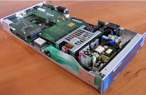 Q-Lite Half-Width Satellite Modem